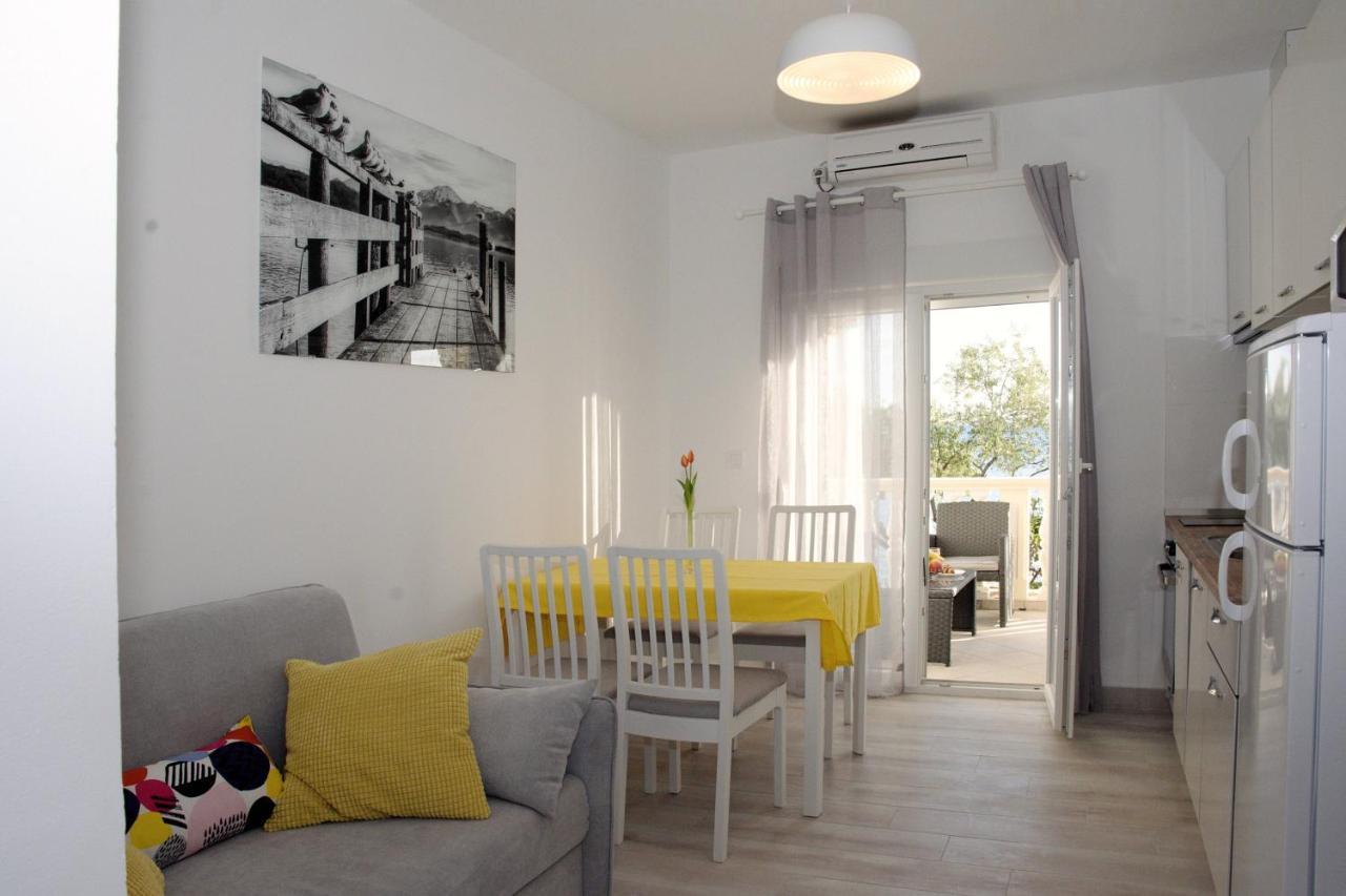 Apartments By The Sea Kozino, Zadar - 5803 Екстер'єр фото